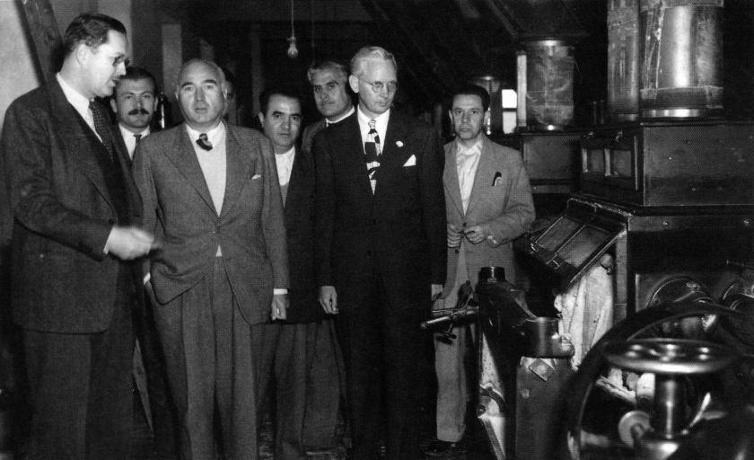 &Eta; &Epsilon;&lambda;&lambda;ά&delta;&alpha; &upsilon;&pi;ό &epsilon;&pi;&iota;&tau;ή&rho;&eta;&sigma;&eta;