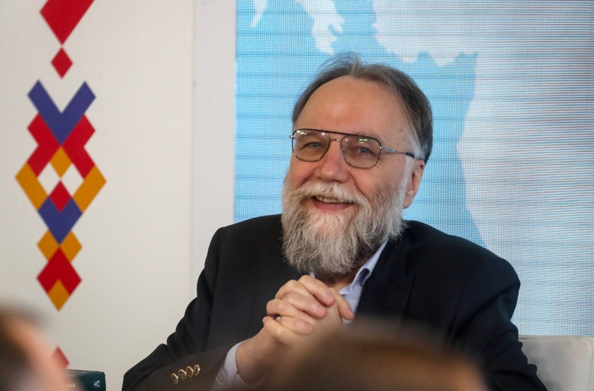 &Mu;&iota;&alpha; &alpha;&upsilon;&theta;&epsilon;&nu;&tau;&iota;&kappa;ή &rho;&omega;&sigma;&iota;&kappa;ή &kappa;&alpha;&rho;&delta;&iota;ά