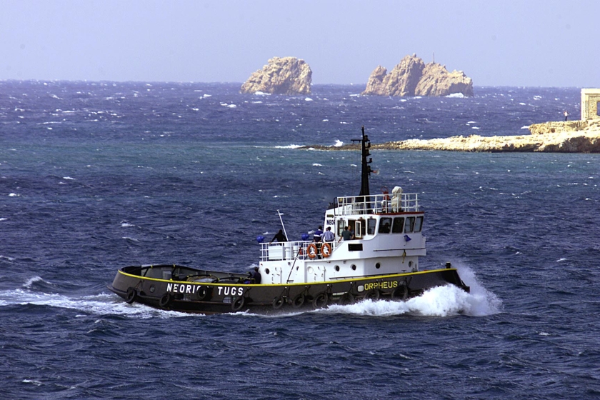 &Tau;&omicron; Έ&gamma;&kappa;&lambda;&eta;&mu;&alpha; &tau;&omicron;&upsilon; &laquo;&Sigma;ά&mu;&iota;&nu;&alpha;&raquo; &ndash; ή: &laquo;&Sigma;&eta;&mu;ί&tau;&eta;, &phi;&omicron;&nu;&iota;ά!&raquo;